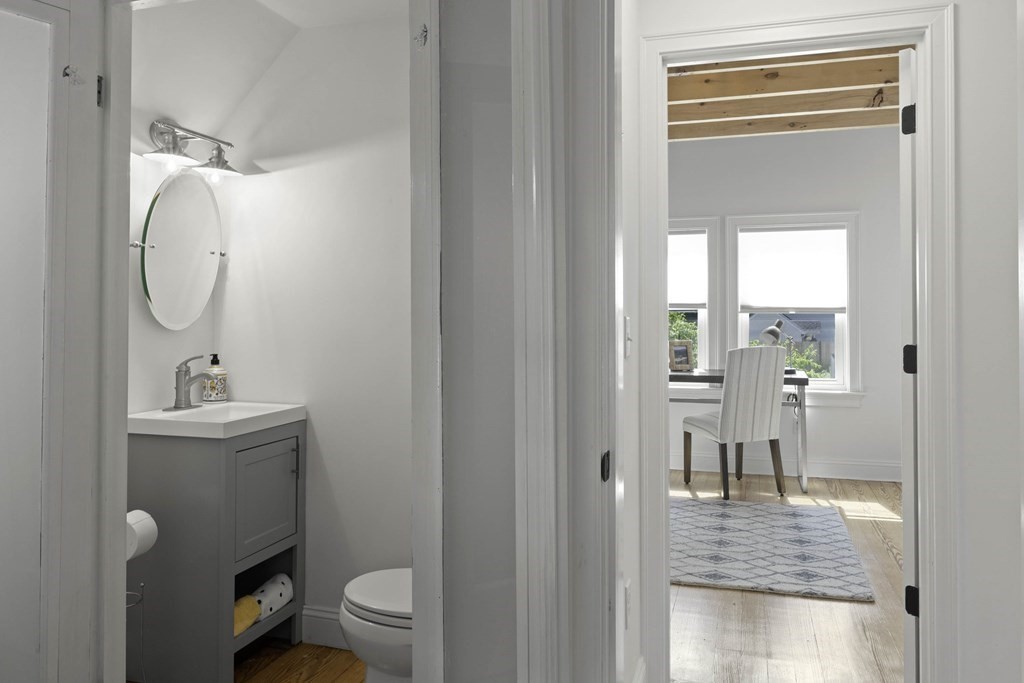 11 Middle Street Georgetown, MA 01833 - Photo 18 of 31 Gallery Image 18
