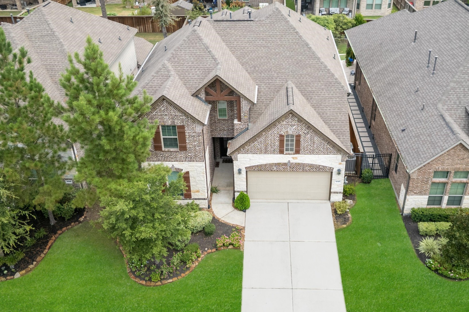4345 Victoria Pine Drive Spring, TX 77386 - Photo 4 of 39