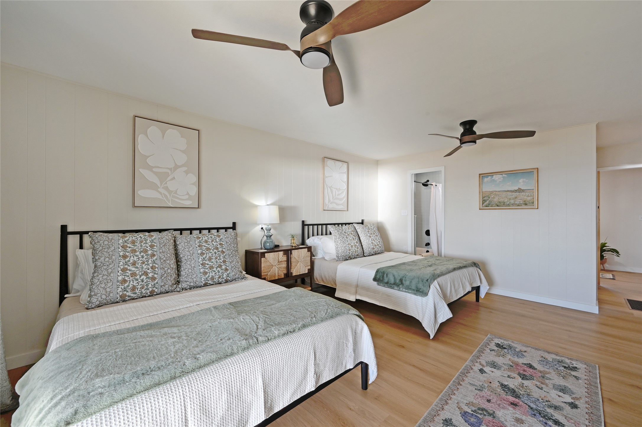 611 Lakeshore Loop Tow, TX 78672 - Photo 18 of 40 Bedroom with wood finished floors and a ceiling fan