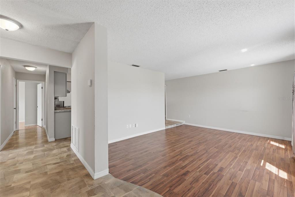 12265 Shafton Road Spring Hill, FL 34608 - Photo 4 of 58