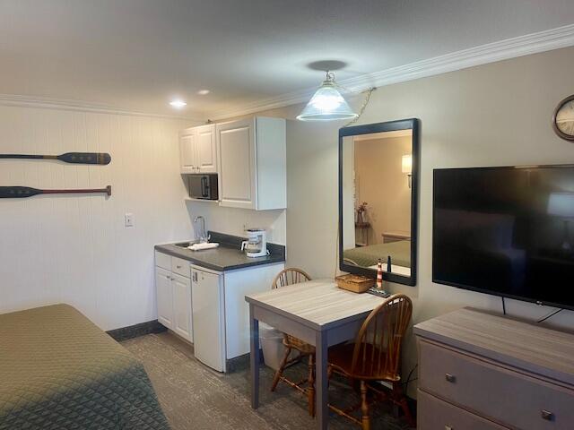 733 Post Road, Unit 210 Wells, ME 04090 - Photo 2 of 11 3