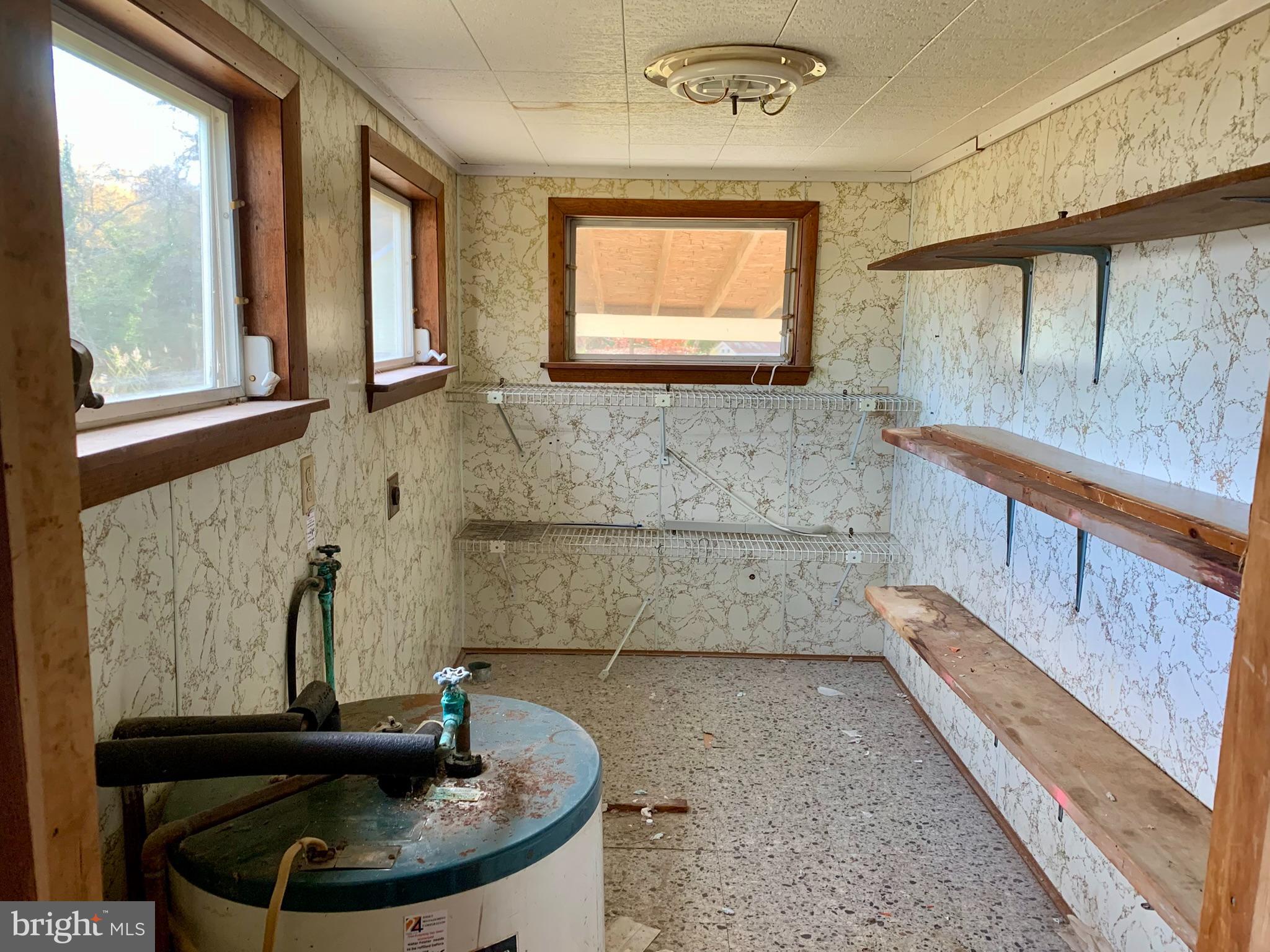 7375 Station Road Newcomb, MD 21653 - Photo 16 of 24 laundry room