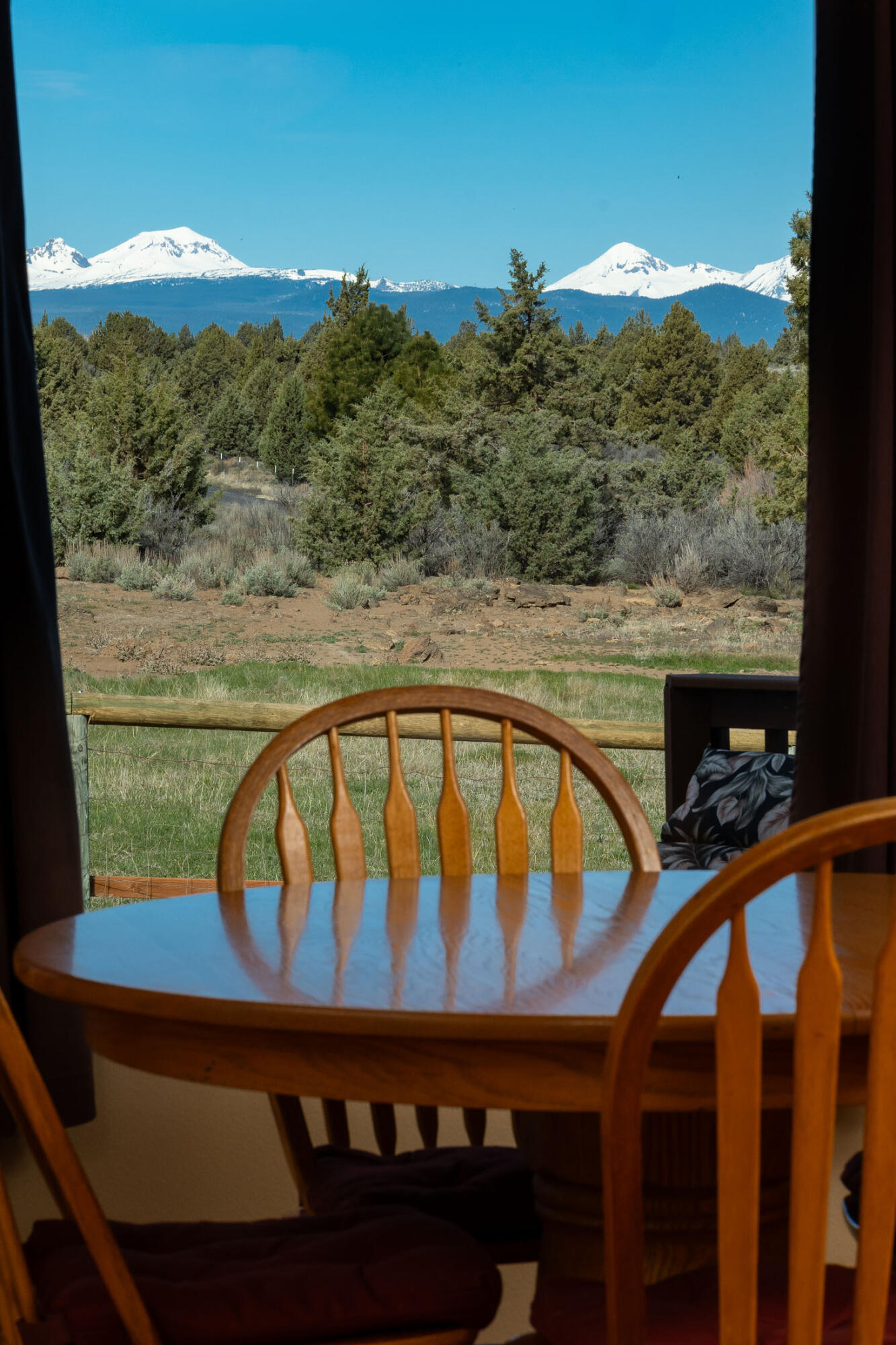 22390 McArdle Road Bend, OR 97702 - Photo 9 of 55 22390 McArdle Rd_0060 copy