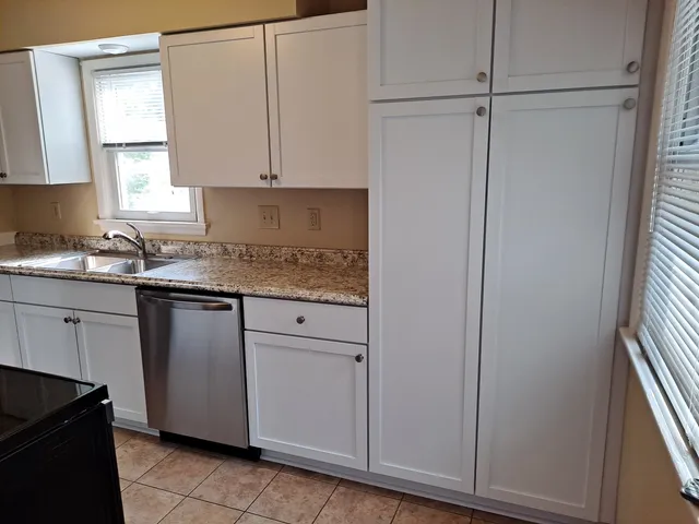 $299,900 | 937 West Arrowhead Road, Duluth, MN 55811