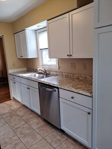 $299,900 | 937 West Arrowhead Road, Duluth, MN 55811