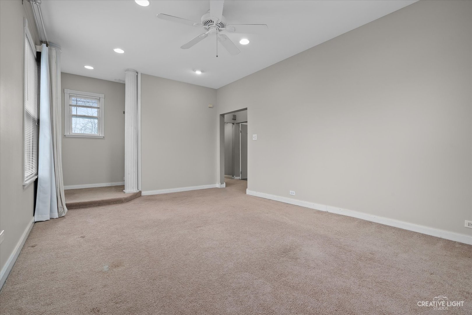 217 Washburn Street Elgin, IL 60123 - Photo 3 of 17