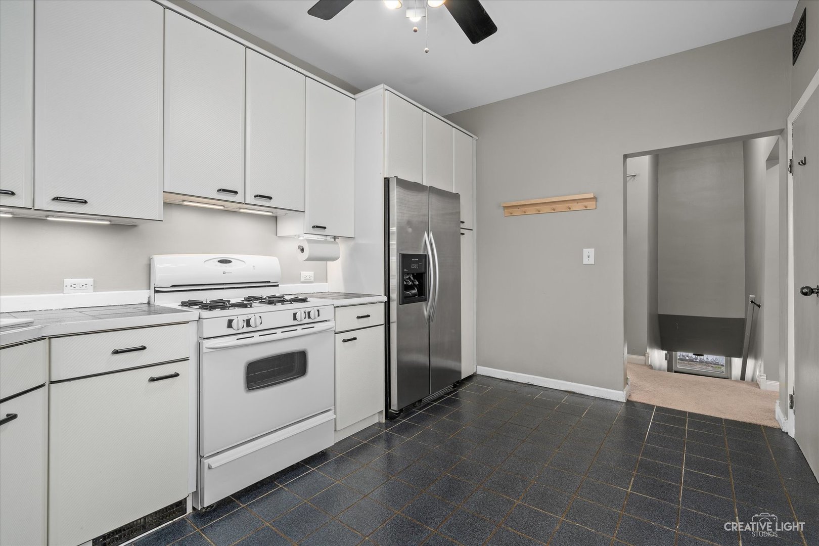 217 Washburn Street Elgin, IL 60123 - Photo 10 of 17