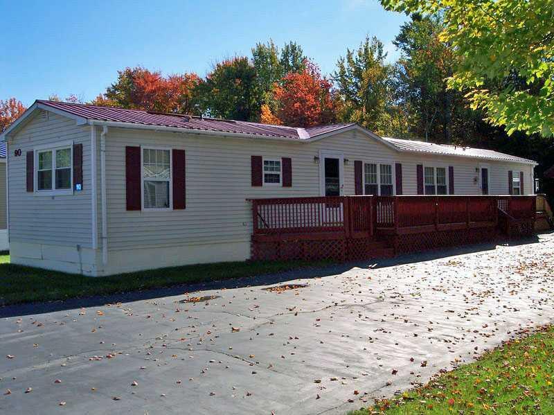90 Cedar Street Millinocket, ME 04462 - Photo 3 of 32 Exterior Front.