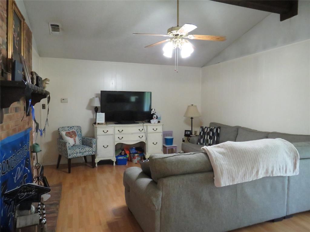 3308 Spring Valley Drive Bedford, TX 76021 - Photo 10 of 34