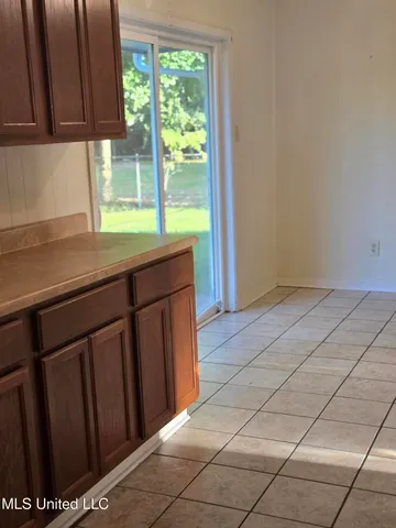 $1,550 | 6505 Columbus Circle, Ocean Springs, MS 39564