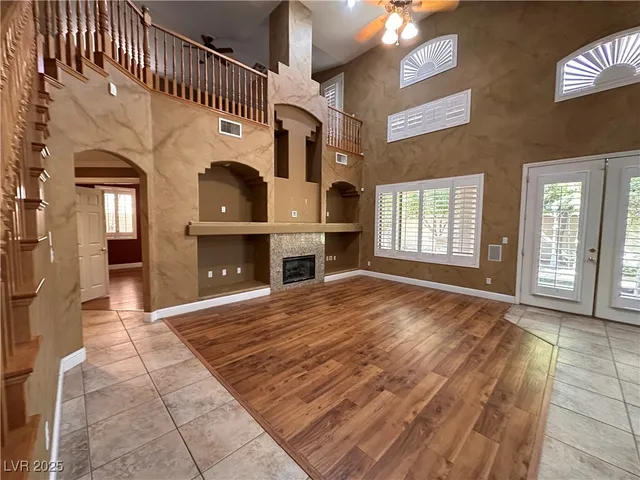 $2,800 | 721 White Falcon Street, Las Vegas, NV 89144