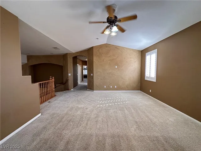 $2,800 | 721 White Falcon Street, Las Vegas, NV 89144