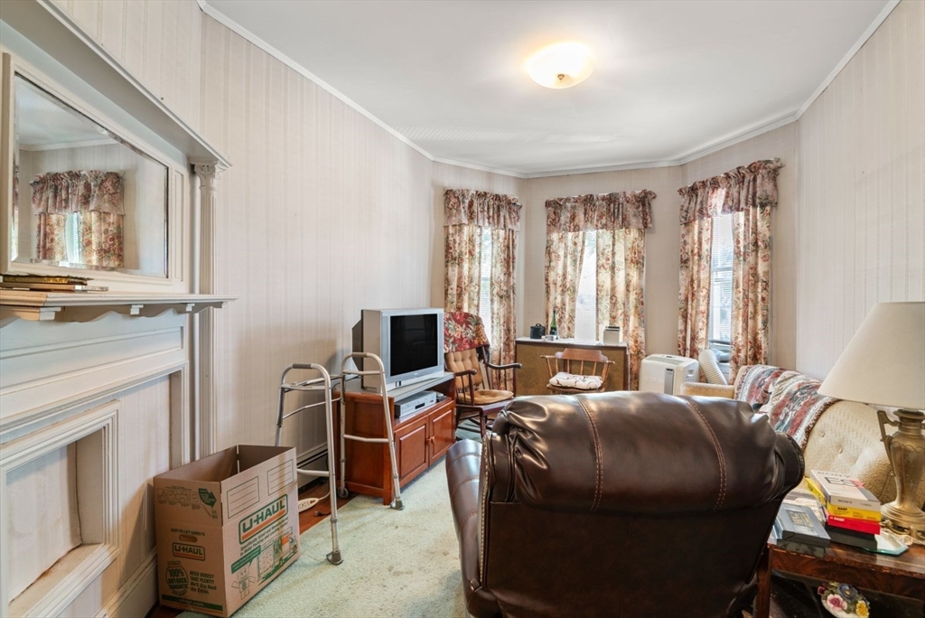25 Howell Street Boston, MA 02125 - Photo 14 of 31