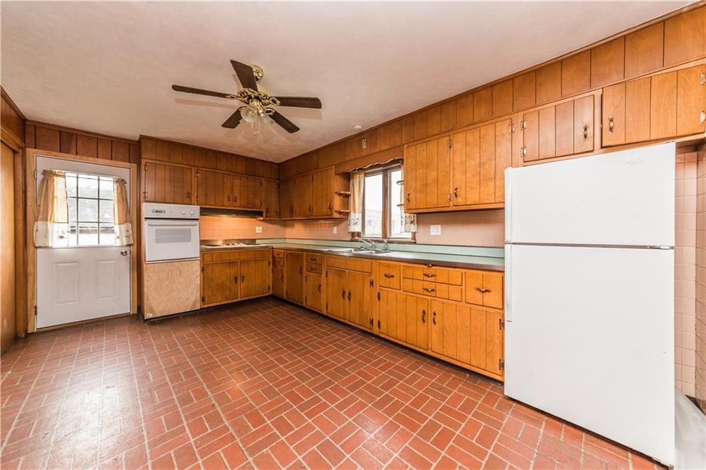 1225 Freeport Road Natrona Heights, PA 15065 - Photo 3 of 20 Gallery Image 3