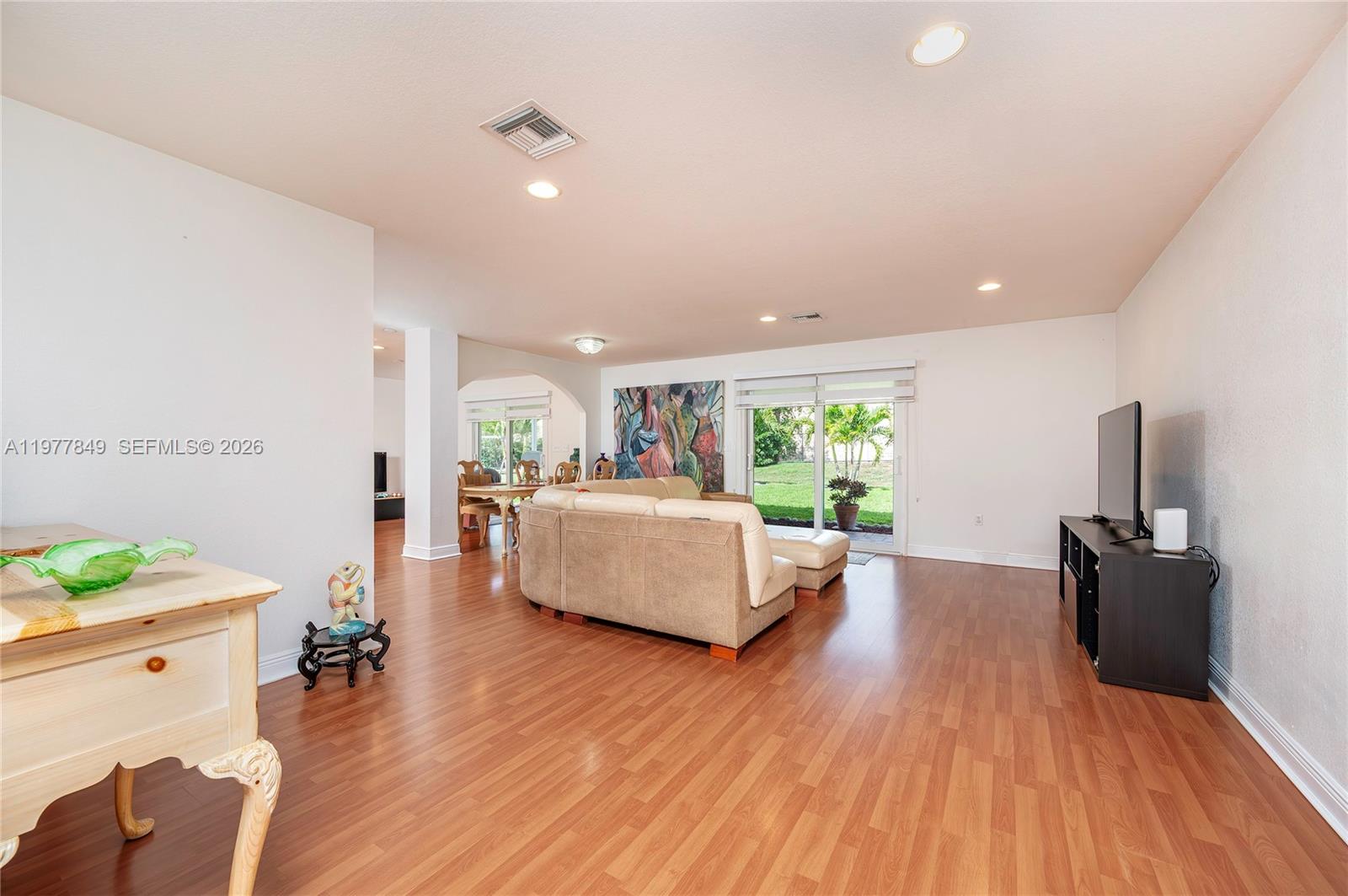 13391 Southwest 42nd Street Miramar, FL 33027 - Photo 6 of 31