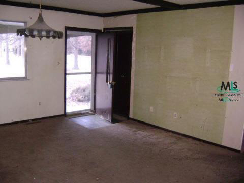 9075 Peters Road Algonac, MI 48001 - Photo 2 of 8 935671-1.JPG