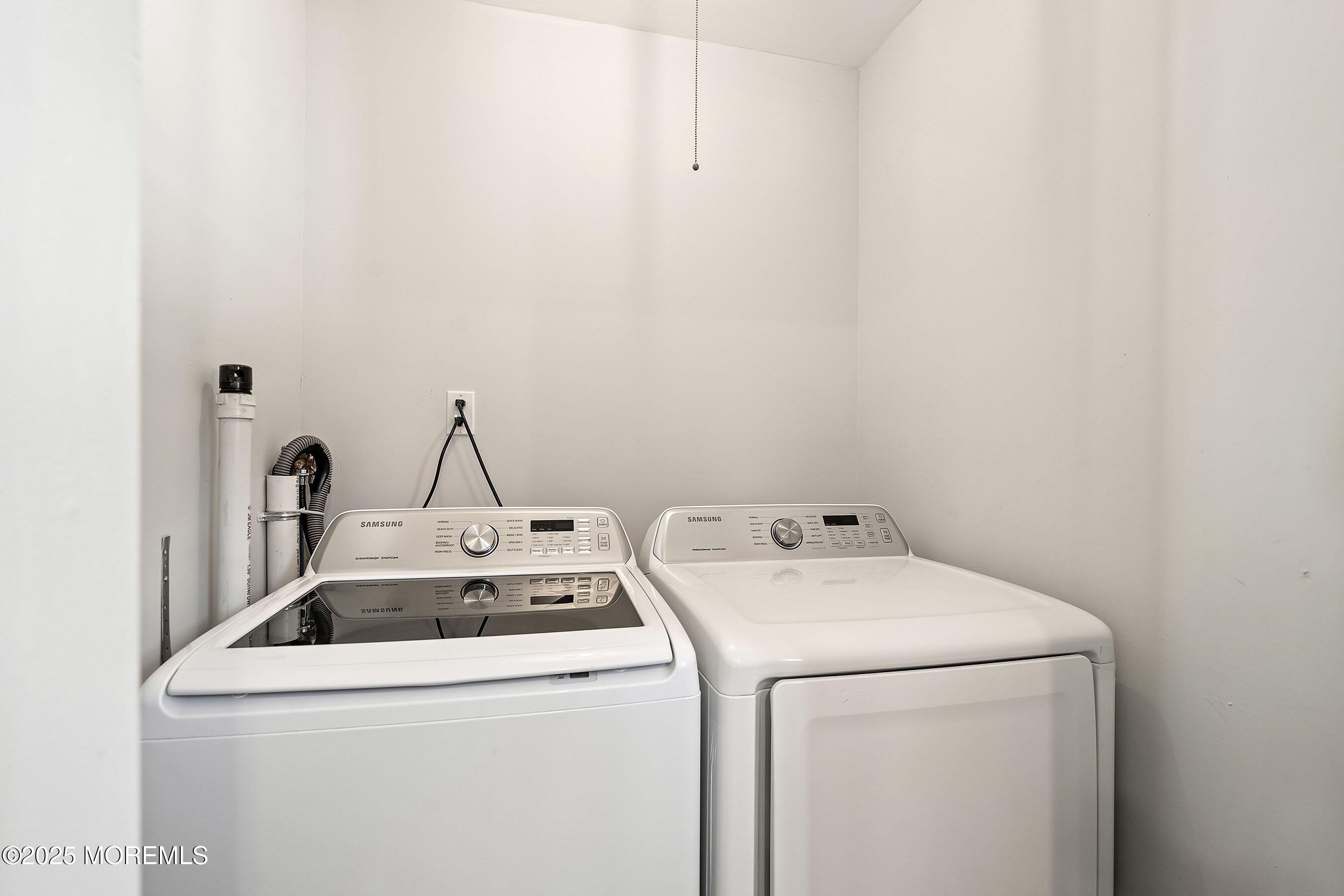 1850 Shore Boulevard Point Pleasant, NJ 08742 - Photo 13 of 28 12-Int8 Laundry