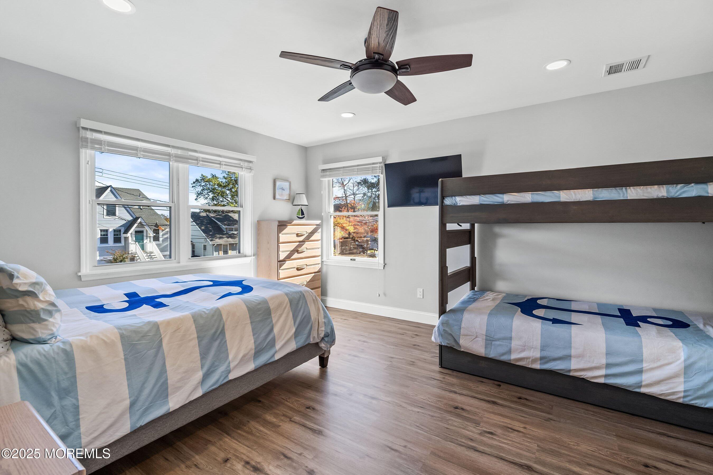 1850 Shore Boulevard Point Pleasant, NJ 08742 - Photo 16 of 28 16-Int11 Bed2