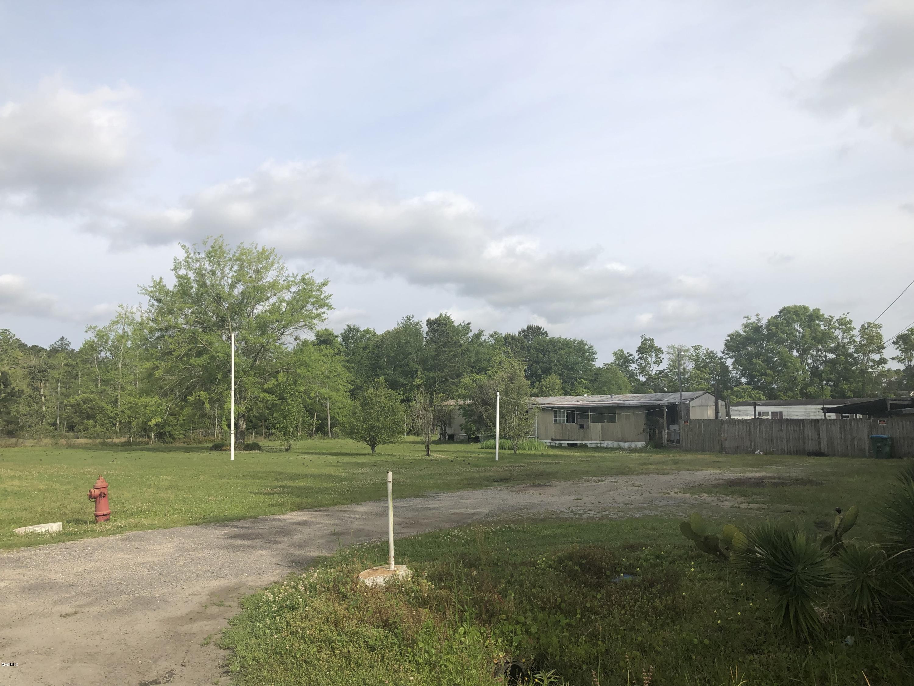 1612 Laurelglen Road Gautier, MS 39553 - Photo 1 of 16 IMG_0928