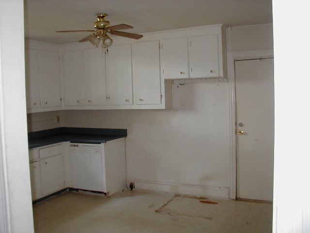 18 Collinson Road Greenville, SC 29605 - Photo 3 of 11 Gallery Image 3