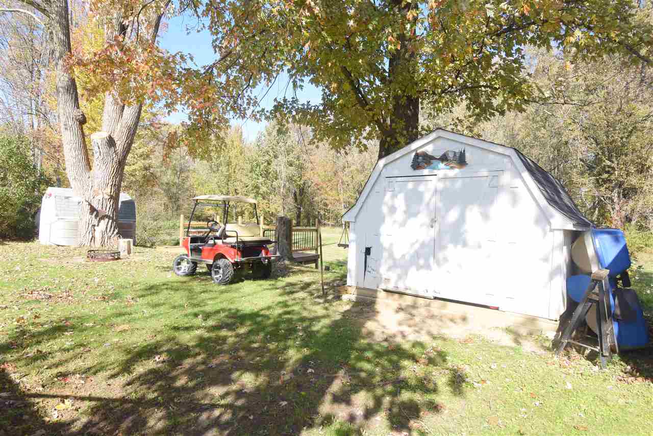 965 Tyrrell Road, Unit 85 & 86 Bancroft, MI 48414 - Photo 5 of 28