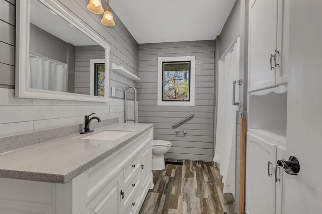 $530,000 | 7344 26th Street Northeast, Willmar, MN 56201