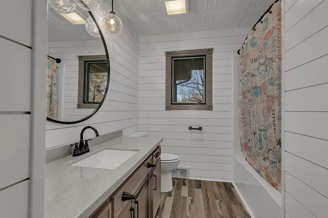 $530,000 | 7344 26th Street Northeast, Willmar, MN 56201