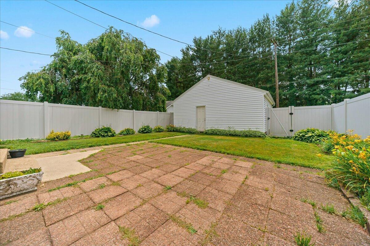 247 Rugg Avenue Newark, OH 43055 - Photo 9 of 59