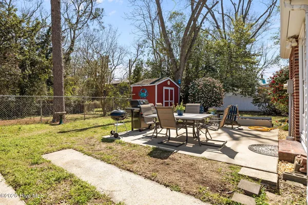 $430,000 | 115 North Academy Street, Washington, NC 27889
