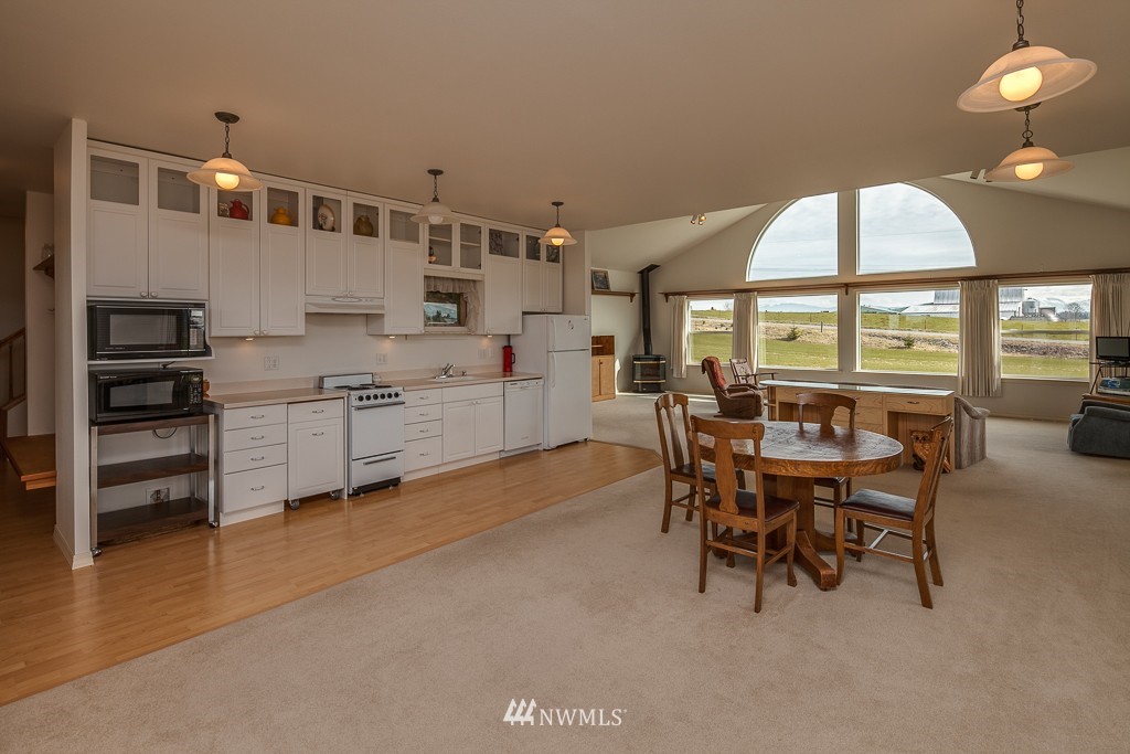 5431 Aldrich Road Bellingham, WA 98226 - Photo 2 of 20