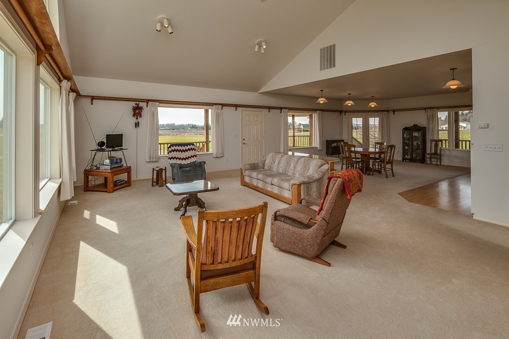 5431 Aldrich Road Bellingham, WA 98226 - Photo 4 of 20