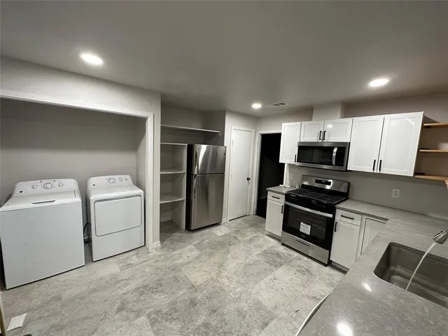 $1,650 | 2322 Meadow Lane, Mesquite, TX 75150