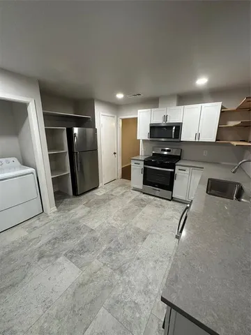 $1,650 | 2322 Meadow Lane, Mesquite, TX 75150