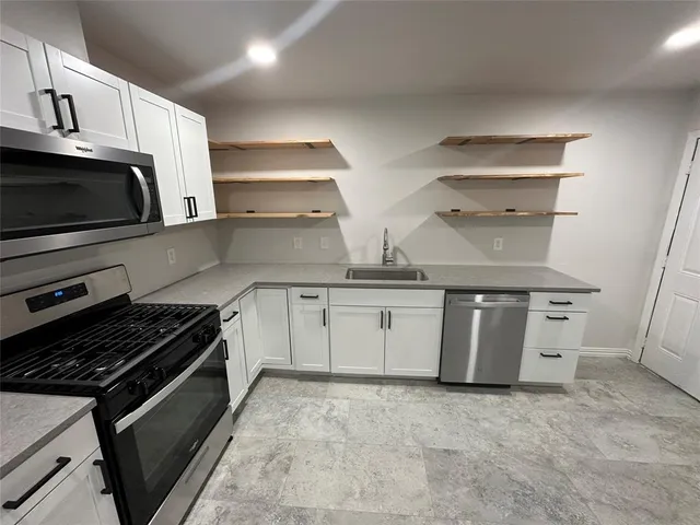 $1,650 | 2322 Meadow Lane, Mesquite, TX 75150