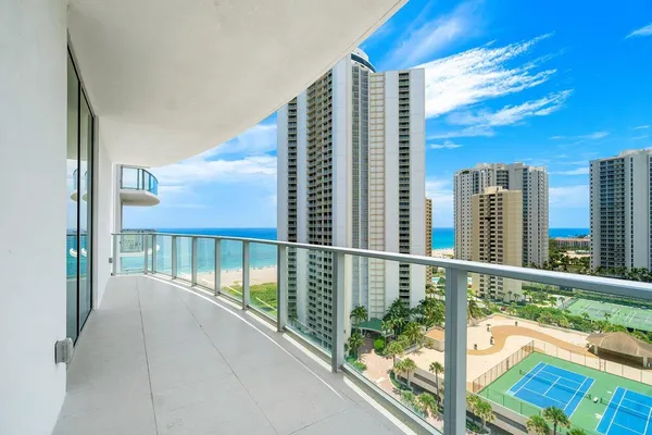 $18,500 | 3100 North Ocean Drive, Unit 1505, Riviera Beach, FL 33404