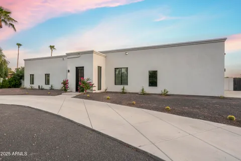 $1,999,999 | 8417 East Cactus Road, Scottsdale, AZ 85260