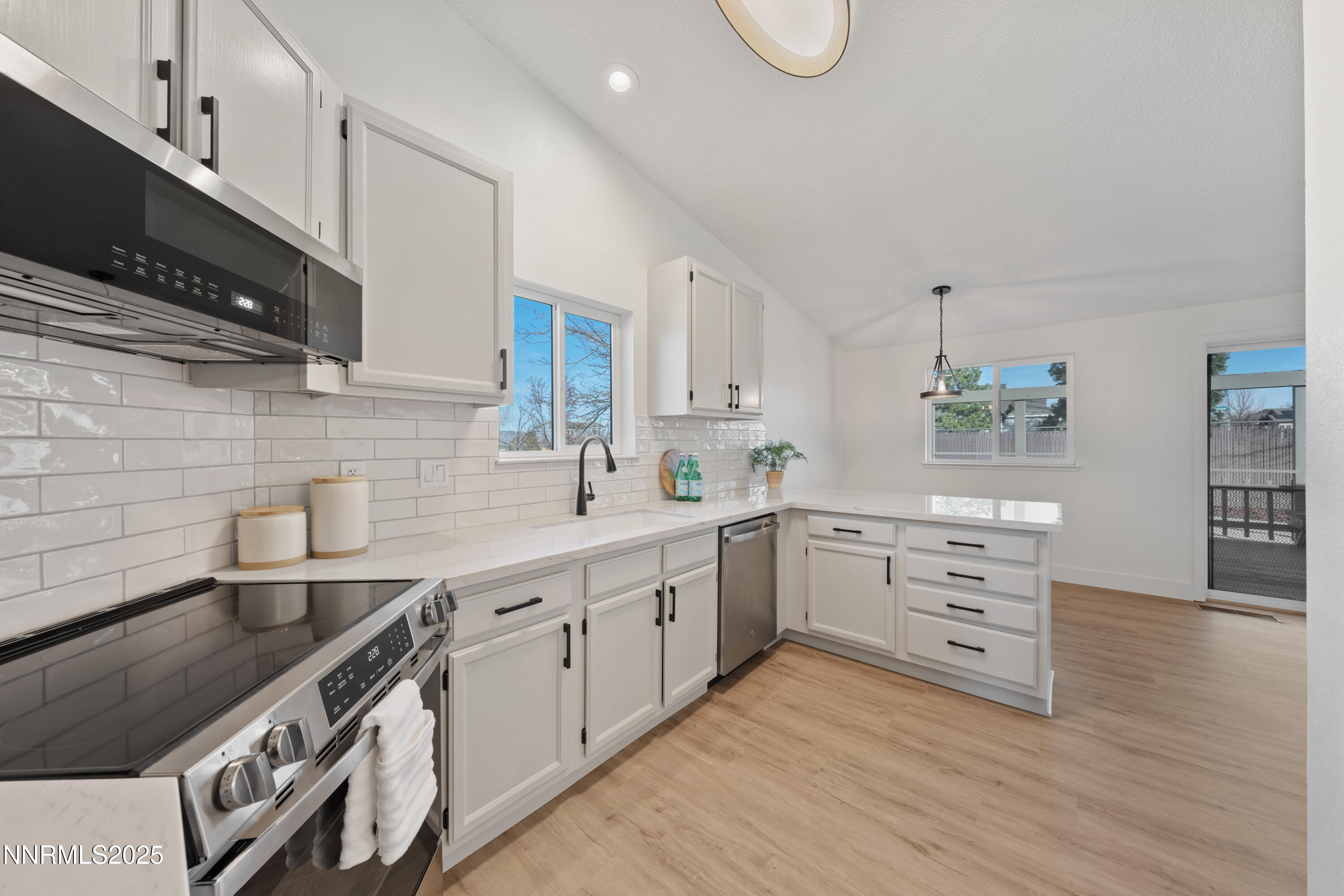 8602 Strutter Way Reno, NV 89506 - Photo 2 of 12 DS204968