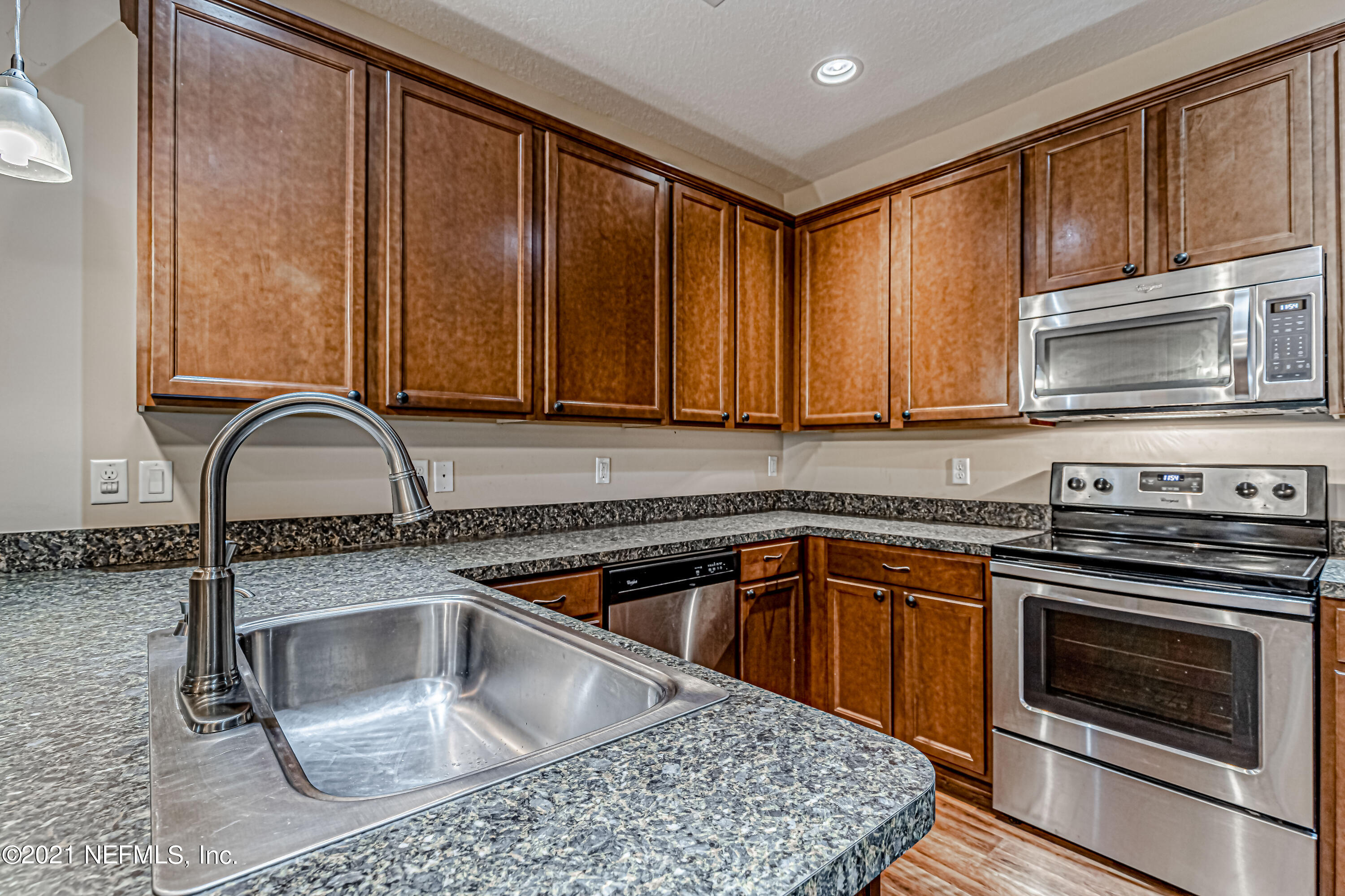 3071 Chestnut Ridge Way Orange Park, FL 32065 - Photo 14 of 51 15-Kitchen