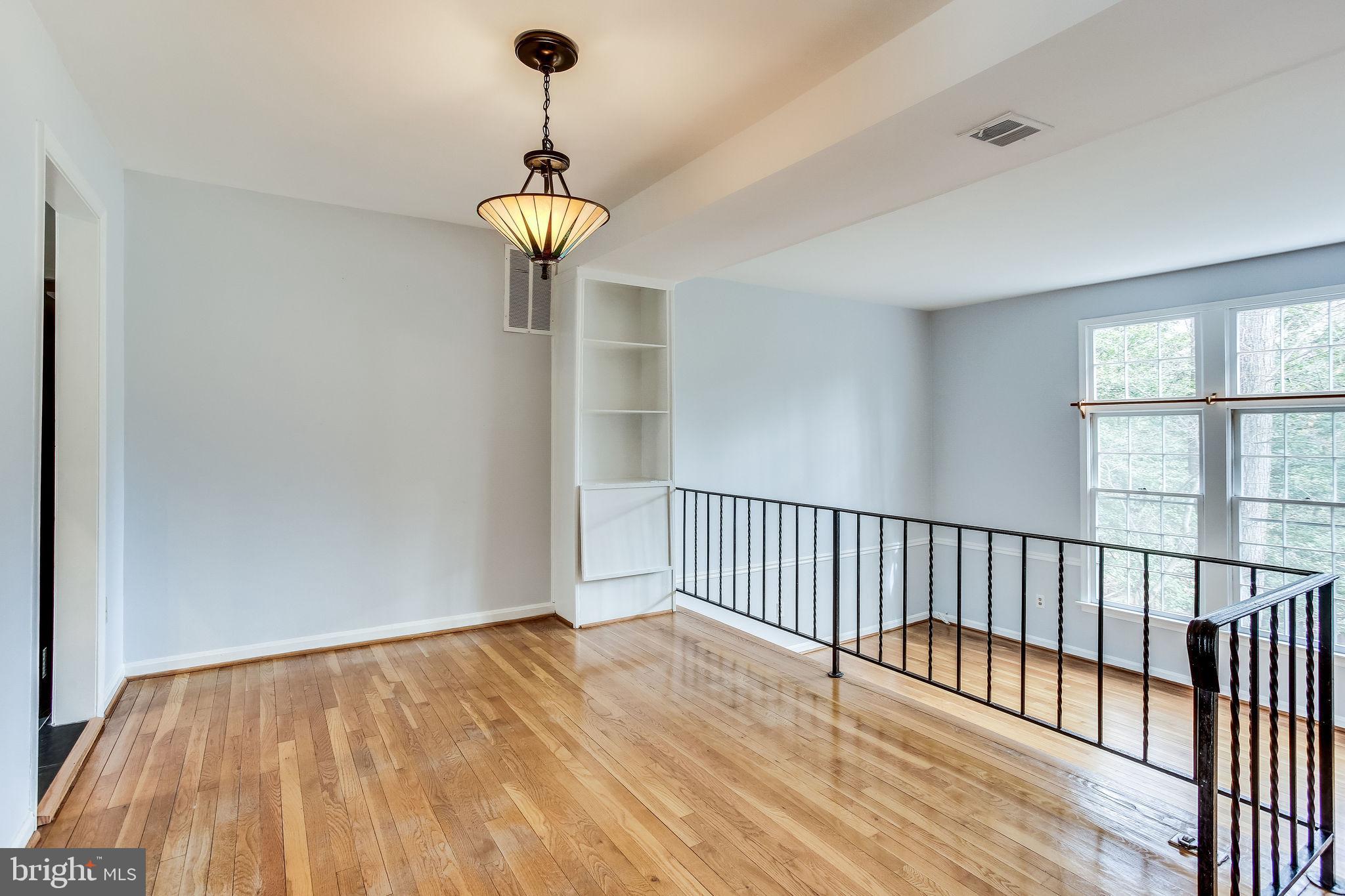 1525 Chatham Colony Court Reston, VA 20190 - Photo 9 of 48