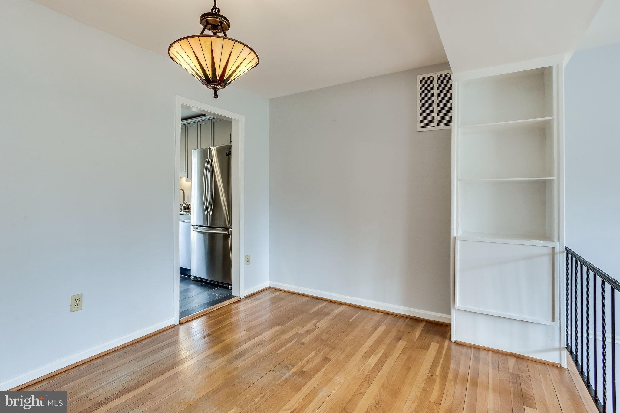1525 Chatham Colony Court Reston, VA 20190 - Photo 10 of 48