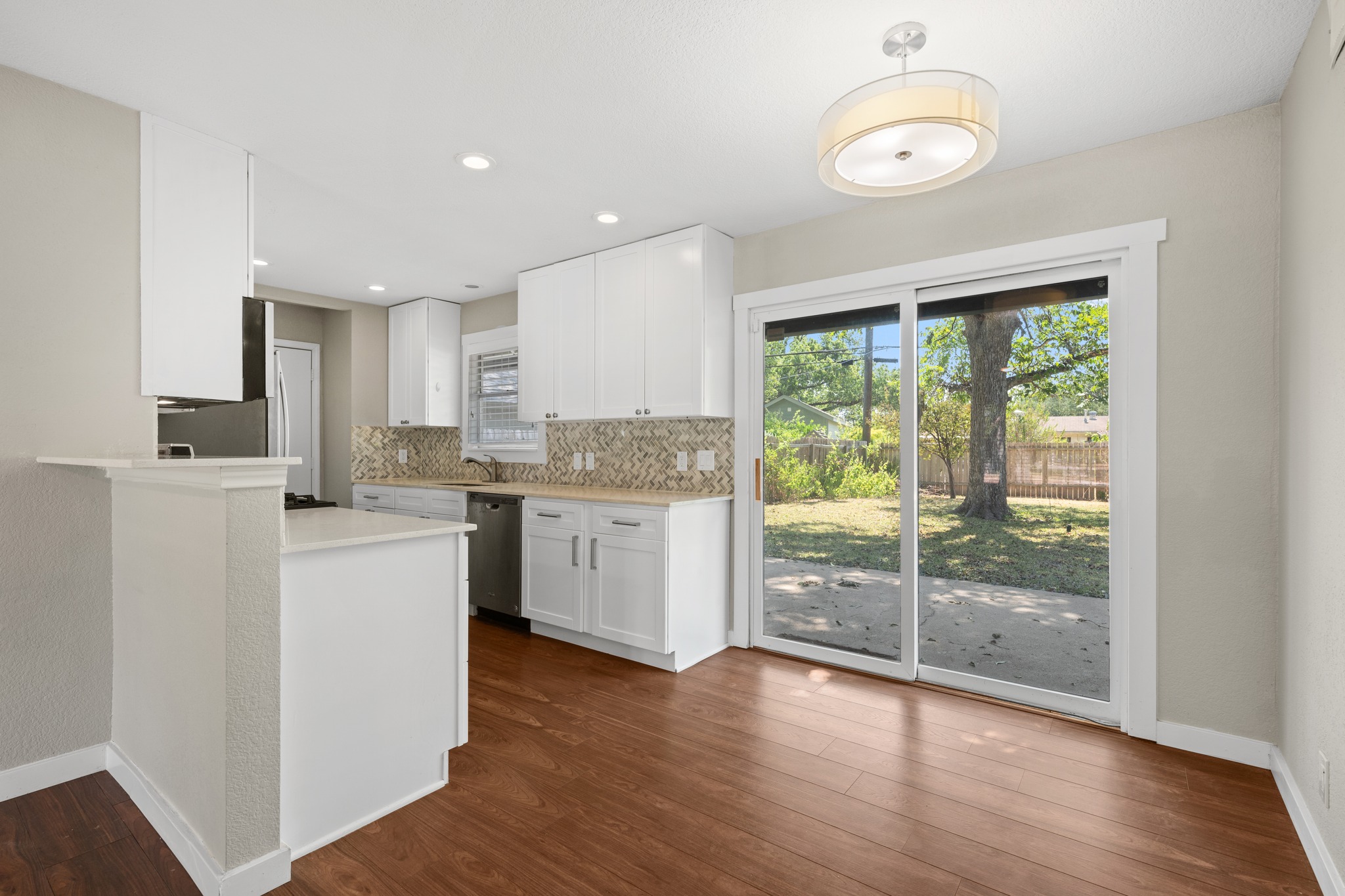 1801 Ohlen Road Austin, TX 78757 - Photo 8 of 32 Gallery Image 8