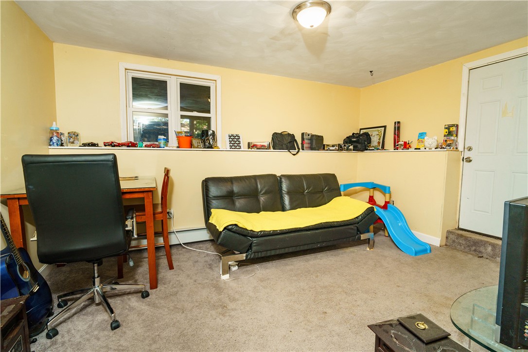 111 Brightside Avenue Warwick, RI 02889 - Photo 16 of 26