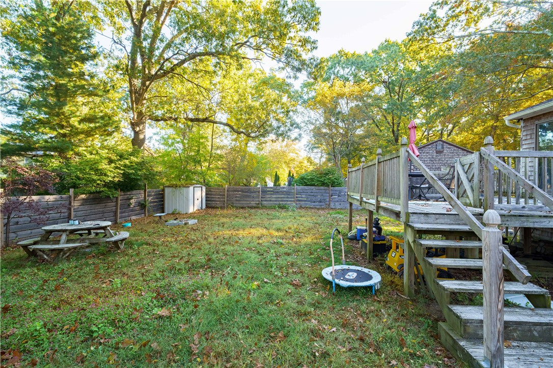 111 Brightside Avenue Warwick, RI 02889 - Photo 20 of 26