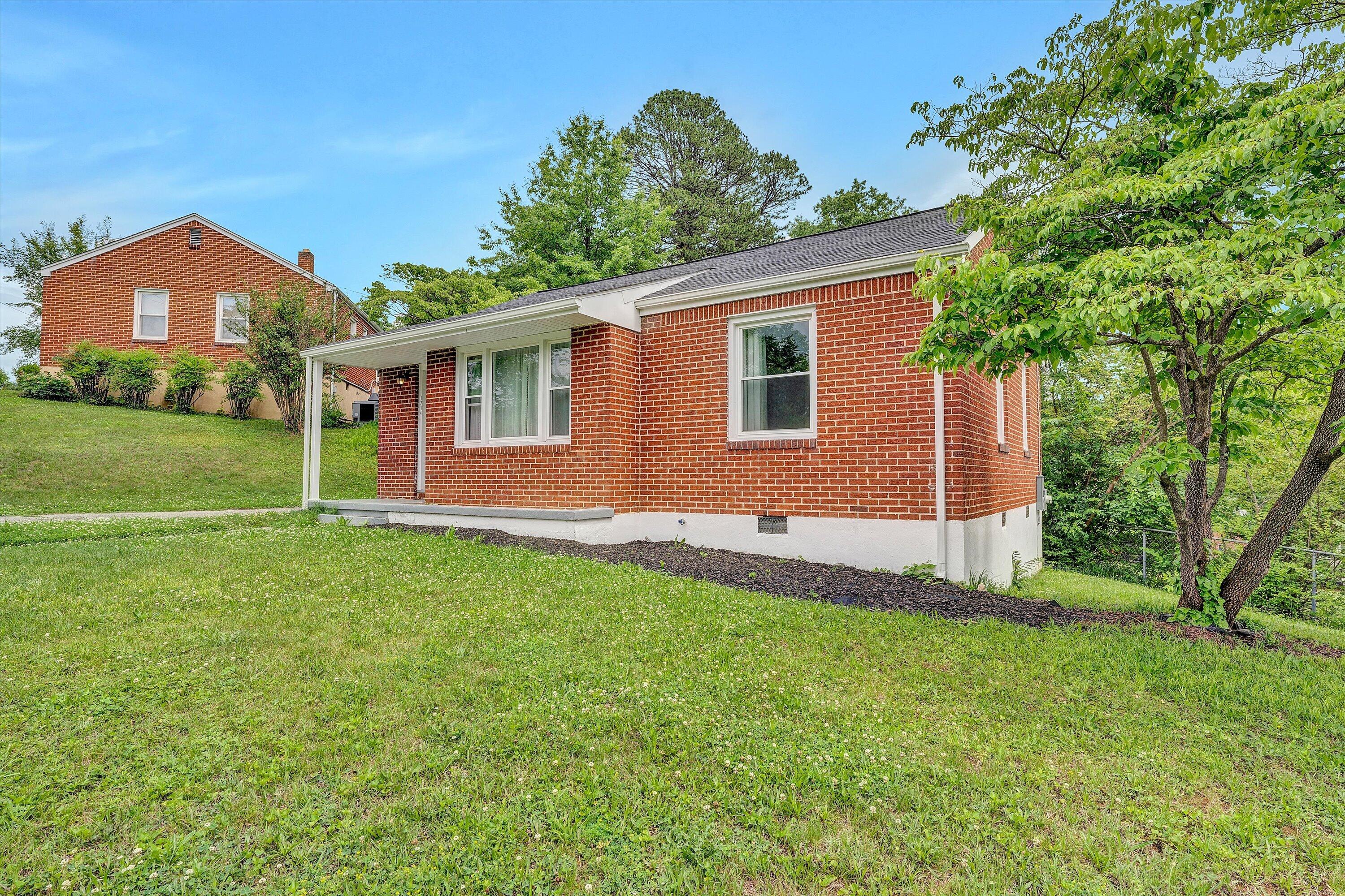 1214 Hamilton Avenue Southwest Roanoke, VA 24015 - Photo 14 of 15 03-SGP-00874