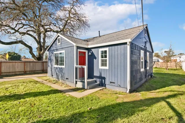 $379,000 | 1757 Kenwood Street, Sacramento, CA 95815