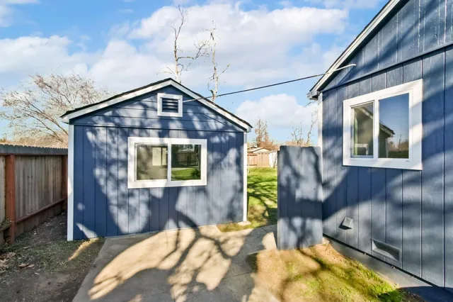 $379,000 | 1757 Kenwood Street, Sacramento, CA 95815