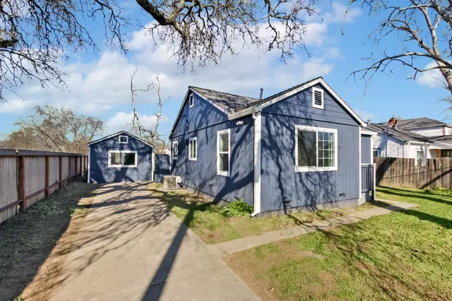 $379,000 | 1757 Kenwood Street, Sacramento, CA 95815