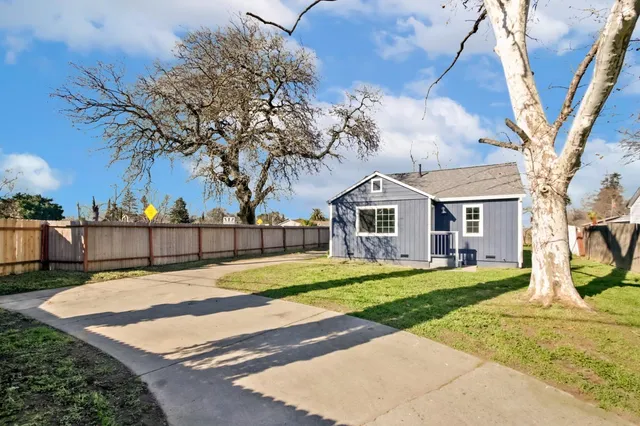 $379,000 | 1757 Kenwood Street, Sacramento, CA 95815