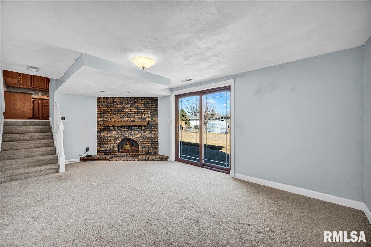 123 Kickapoo Drive East Peoria, IL 61611 - Photo 19 of 35