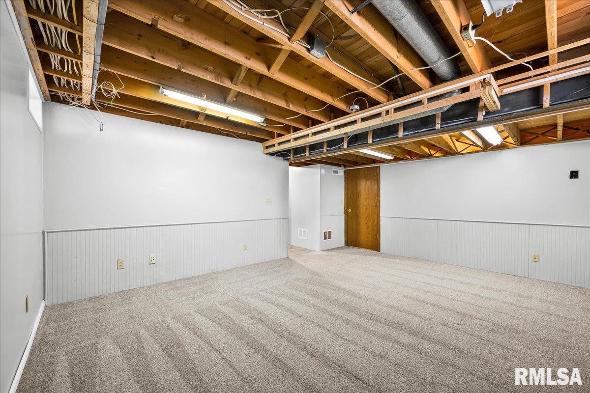 123 Kickapoo Drive East Peoria, IL 61611 - Photo 23 of 35